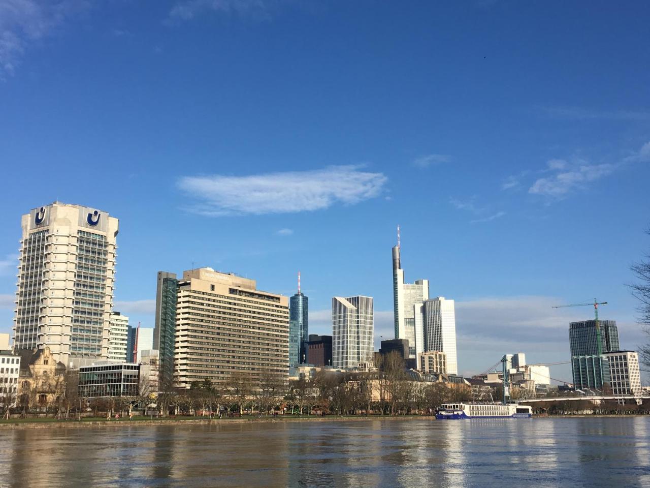 Hotel Select Ms Charles Dickens - Frankfurt Frankfurt nad Menem Zewnętrze zdjęcie